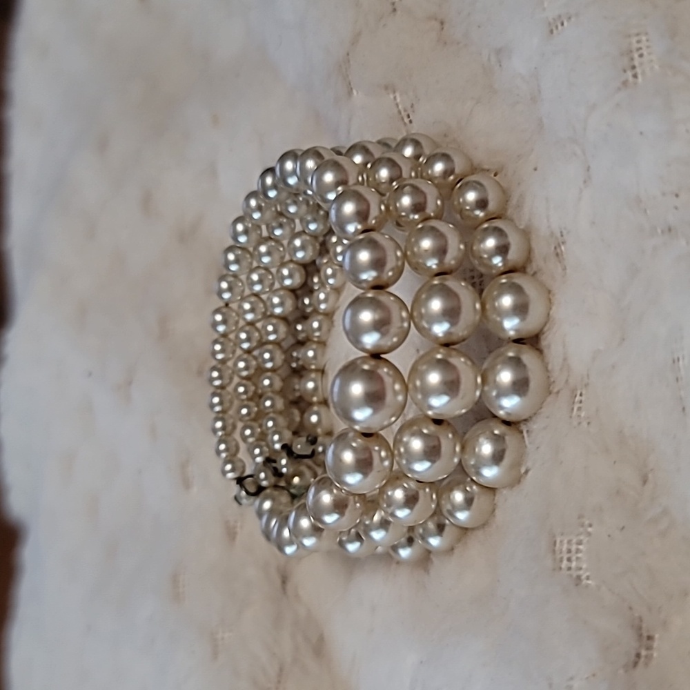3 Row White Pearlike Beaded Stretch Cuff Bracelet (32)